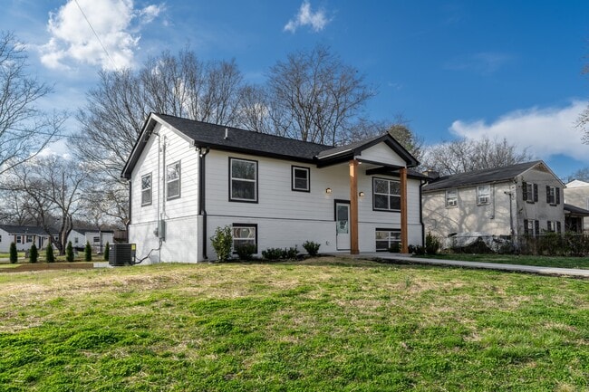 Building Photo - 3219 Mexico Dr