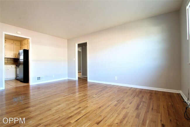 Foto del edificio - 2 br, 1 bath Apartment - 806 N 46th St