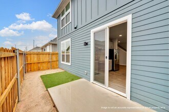 Building Photo - 10143 Danielson Grv Dr