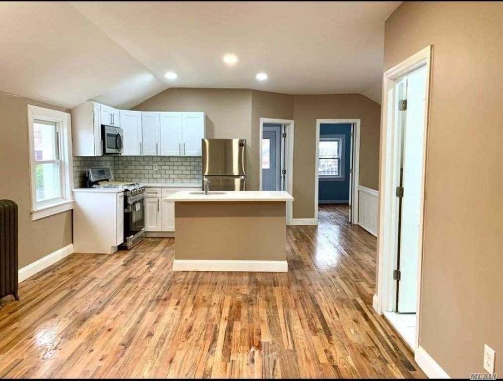 Foto principal - 4156 Bruner Ave