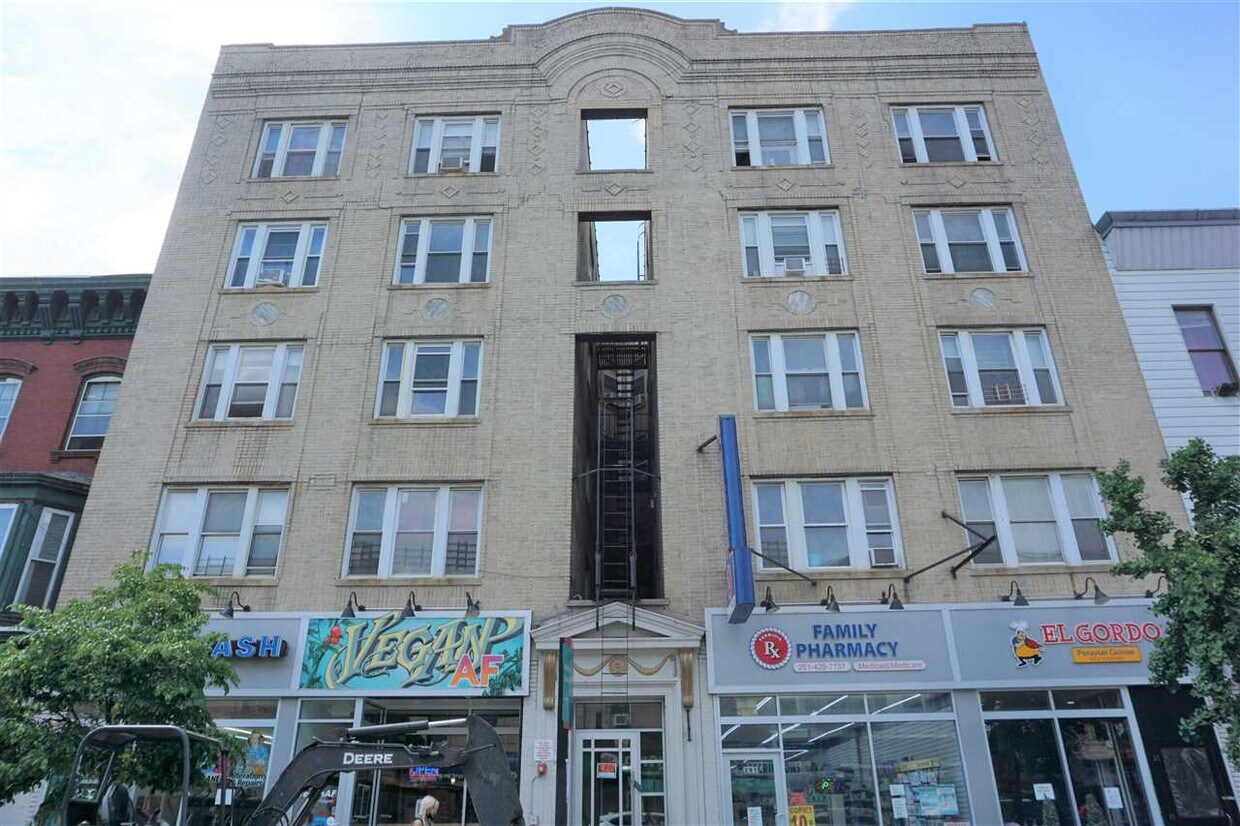 291 Central Ave, Jersey City, NJ 07307 House Rental in Jersey City