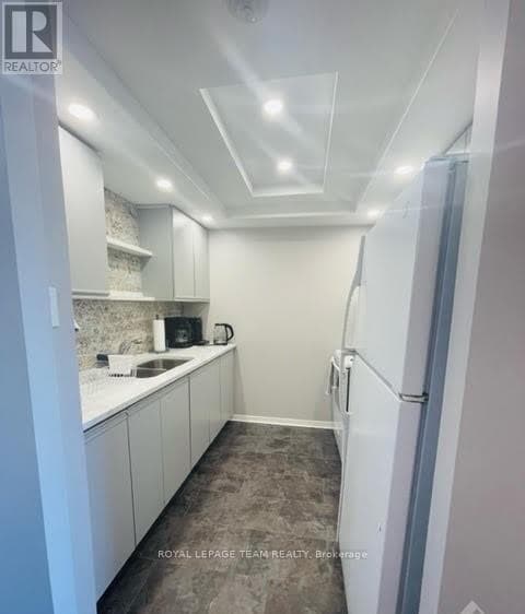 Photo du bâtiment - 45 Holland Ave