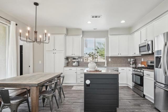 Building Photo - 80549 Tinsley Ave