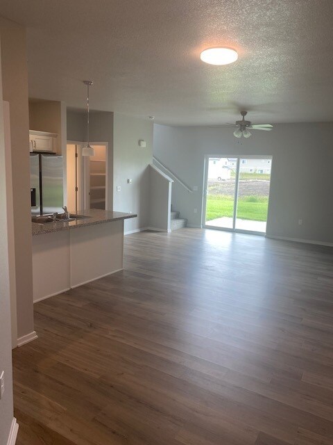 Foto del edificio - 259 NW Greenwood Pl
