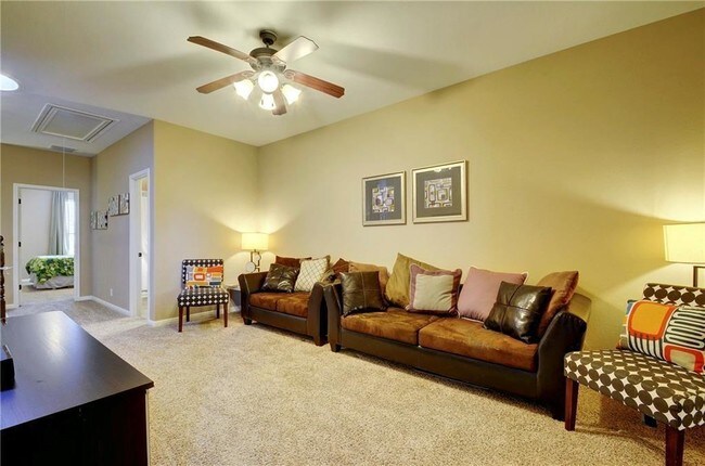 Building Photo - 7324 Colina Vista Loop