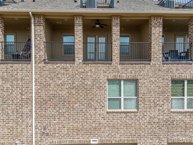 Building Photo - 298 Almanor St