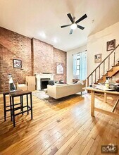 Building Photo - 49 W 73rd St