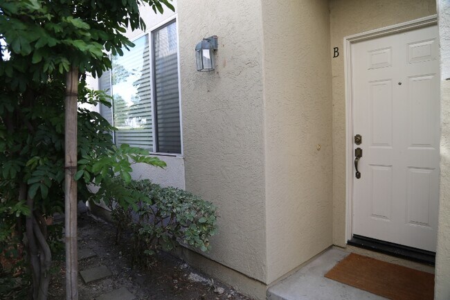 Foto del edificio - 11844 Scripps Creek Dr