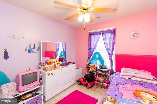 Building Photo - 105 Tradewinds Terrace