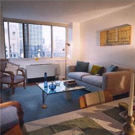 Primary Photo - 66 W 38th St