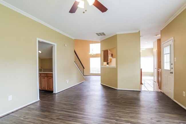 Foto del edificio - 6018 Fern Hollow Ct
