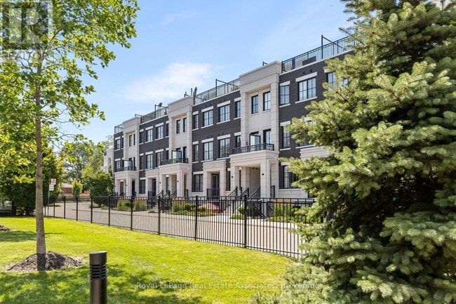 Building Photo - 657 Cricklewood Dr.