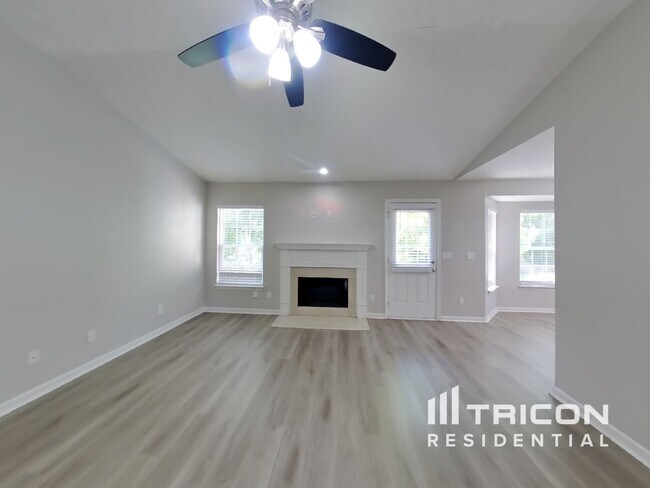 Building Photo - 1056 Shire Dr