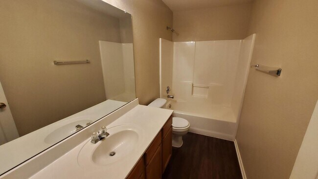 Building Photo - Move in ready home in Windmill Farms.  For...