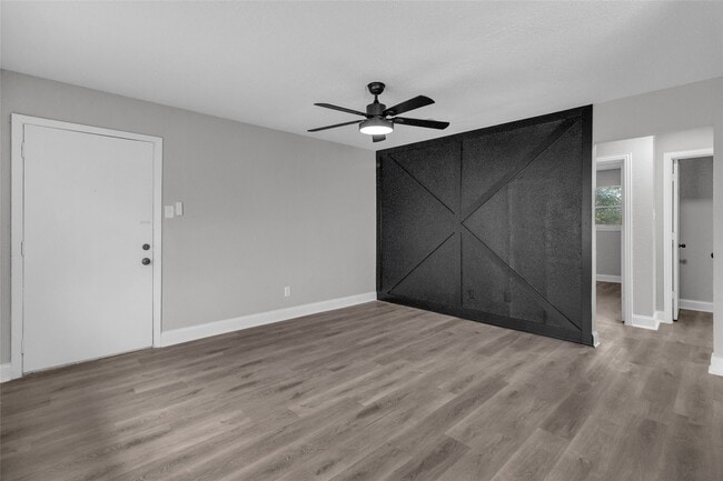 Building Photo - 3613 Crane St