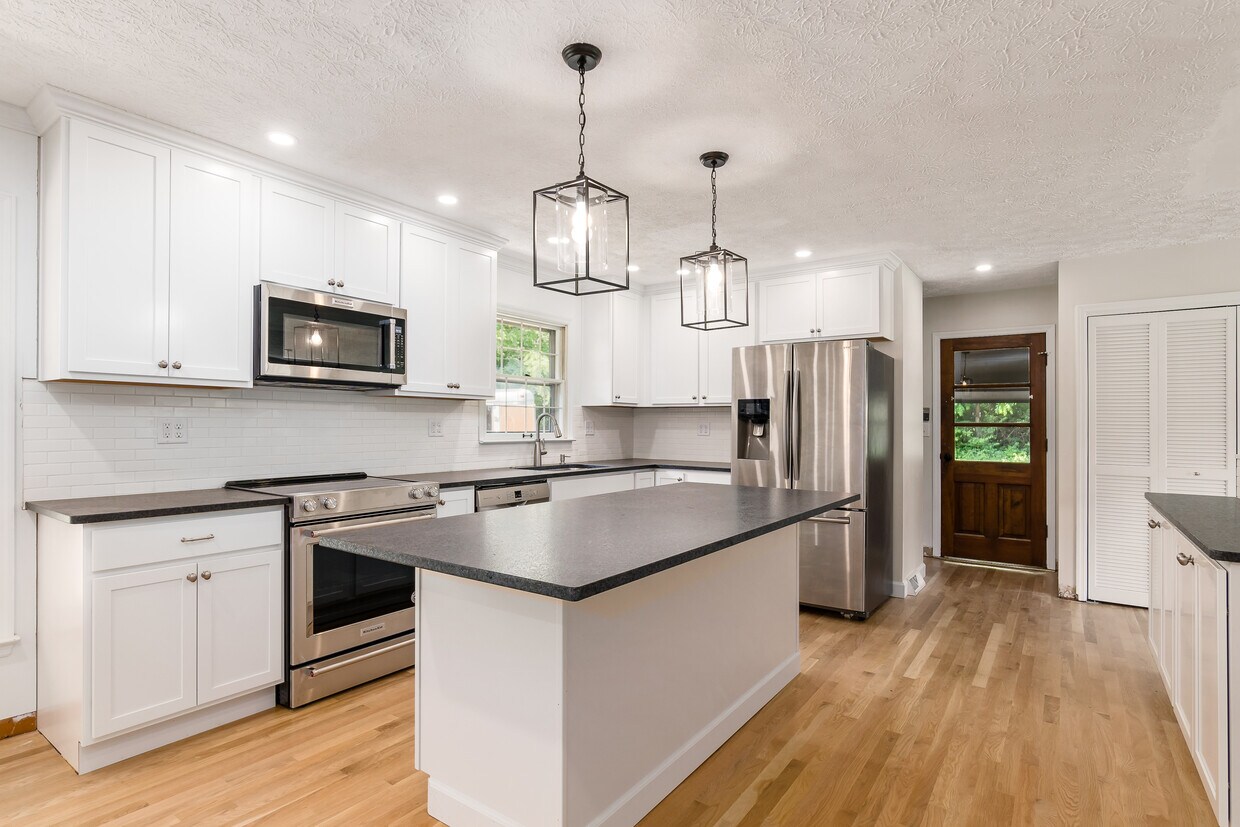Kitchen - 4397 Limerick Ln