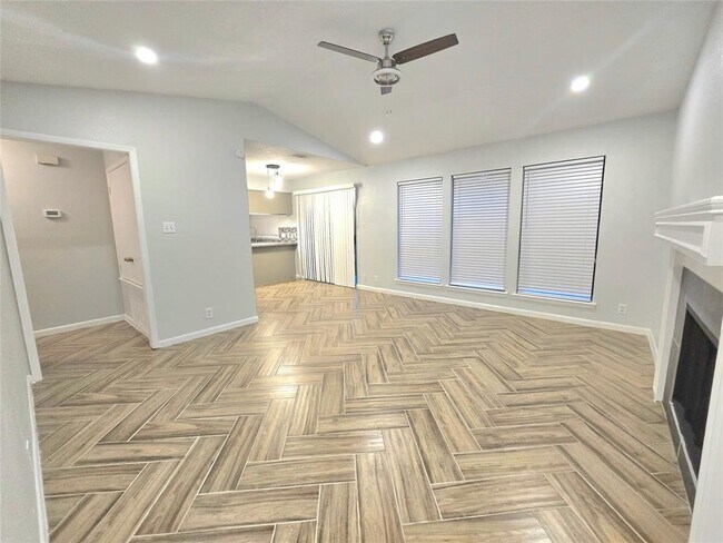 Building Photo - 1417 Hyridge Cir