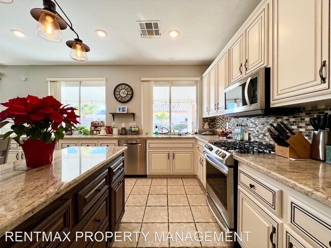 Foto del edificio - 5 br, 3 bath House - 1123 PORT SUNLIGHT CT