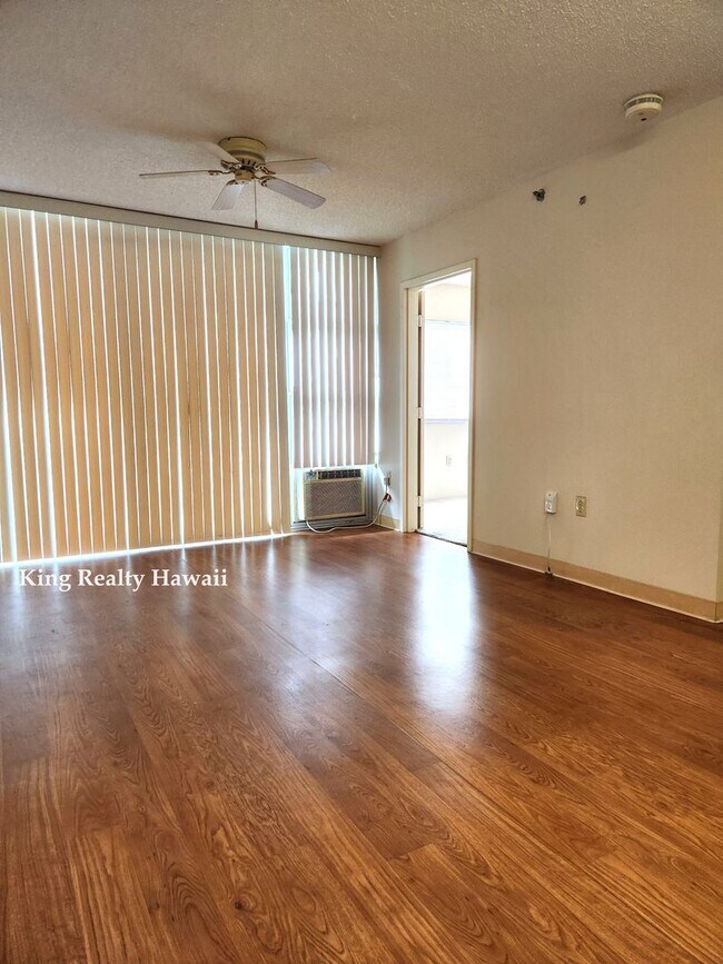 Foto del edificio - **CLEAN 1 bedroom / 1 bath , w/ W/D, A/C,&...