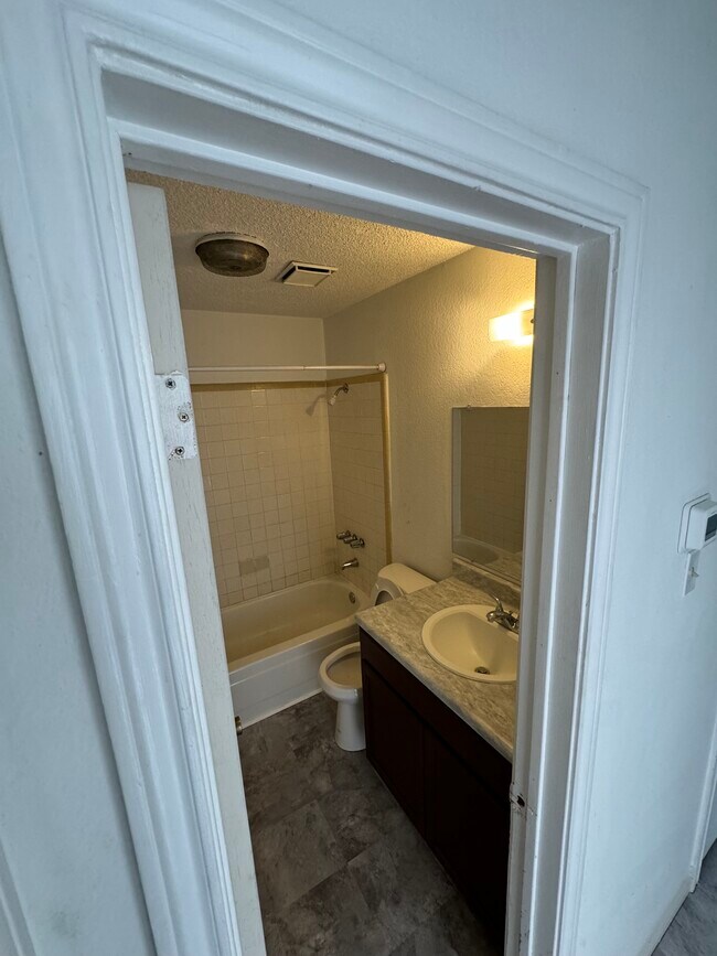 Foto del edificio - 807 N 3rd St