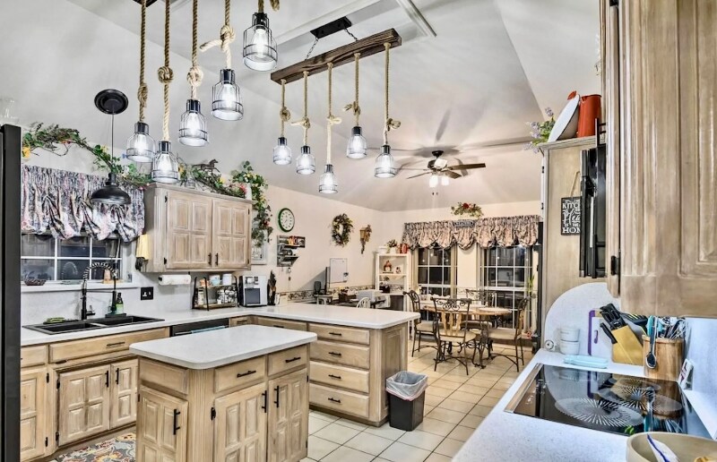 112 Downwood Dr, Burleson, TX 76028 House Rental in Burleson, TX