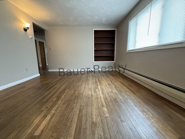 Foto del edificio - 4 Bedroom, Crestview School District