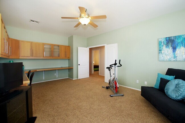 Foto del edificio - 4 Bedroom Furnished Gilbert Home
