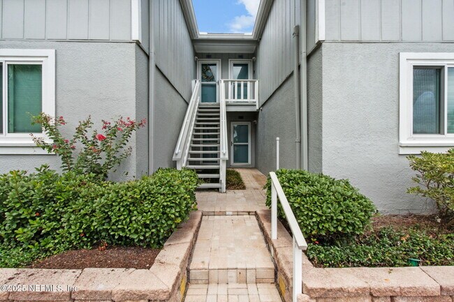 Foto del edificio - 603 Summer Pl