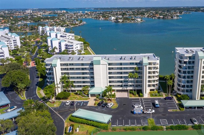 Foto del edificio - 7979 Sailboat Key Blvd S