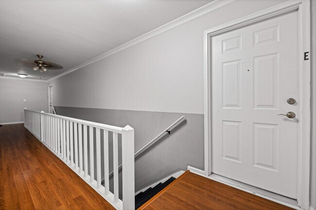 Building Photo - 113-E Stroupe Rd.