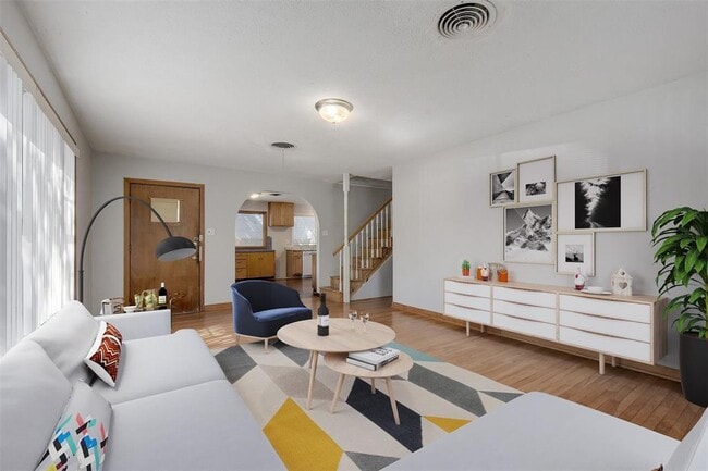 Building Photo - 4306 Avenue B