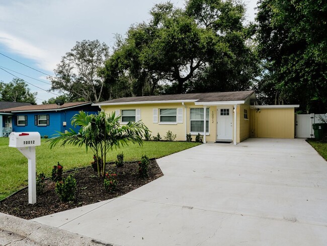 Building Photo - Beautifully Renovated Home!