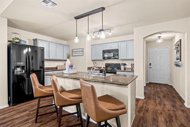 Foto del edificio - 303 Hawthorn Dr