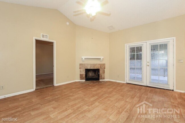 Building Photo - 13208 N 55th Ave