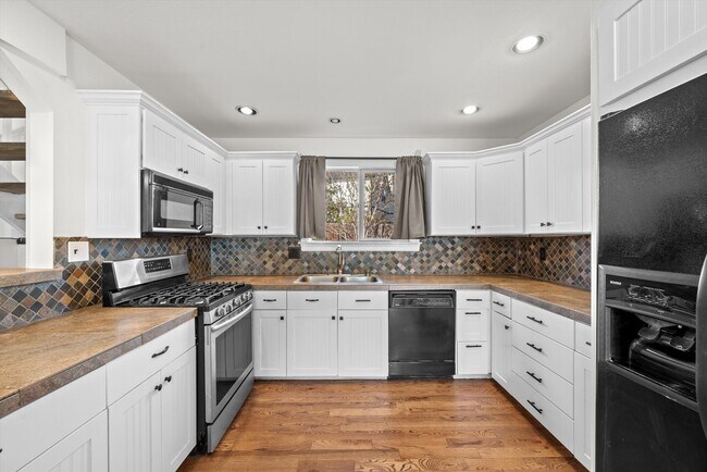 Foto del edificio - 5401 N Wagonwheel Trail