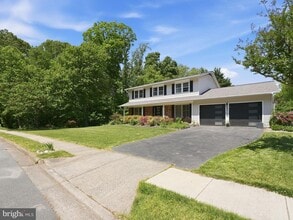 Building Photo - 8904 Arley Dr