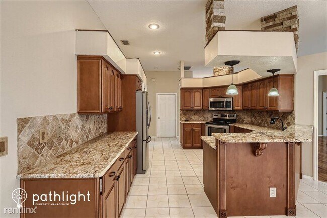 Building Photo - 4 br, 3 bath House - 8151 Tantallon Way UNIT