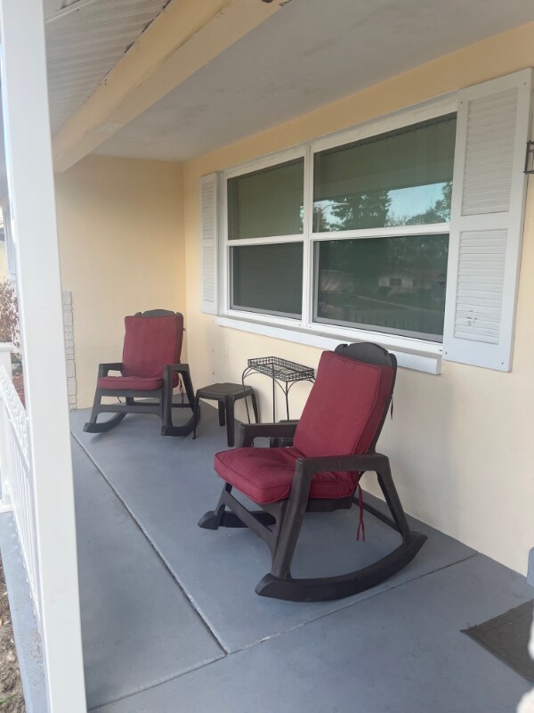 Building Photo - 10702 Laburnum Dr