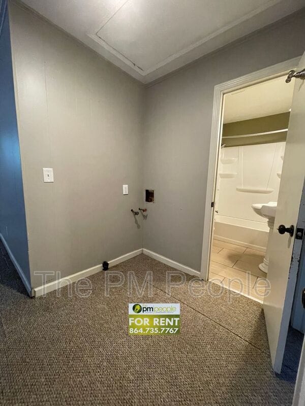 Building Photo - 11 Lenox Ave