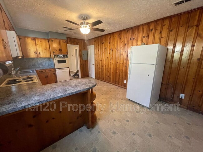 Foto del edificio - 411 20th Ave