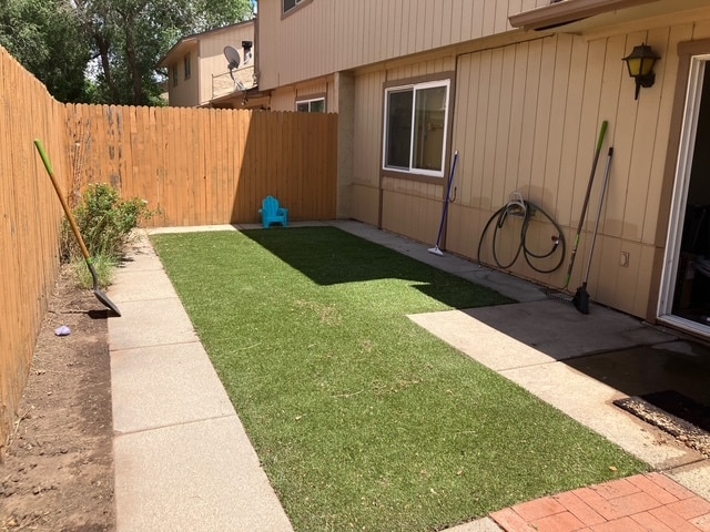 Private backyard, low maintainence - 2520 E Cassidy Ln