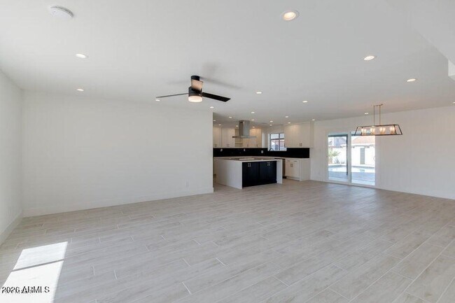 Foto del edificio - 7914 E Hubbell St