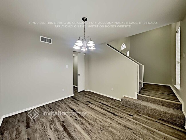 Building Photo - 649 Lake Bluff Dr