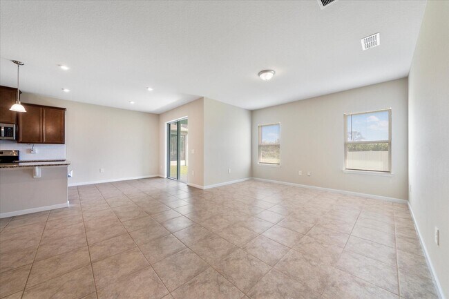 Building Photo - 6640 Canterbridge Dr