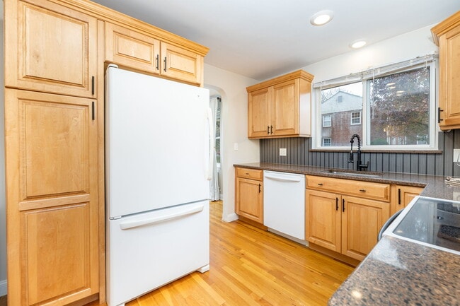 Photo - 43 Arnold Way Apartment