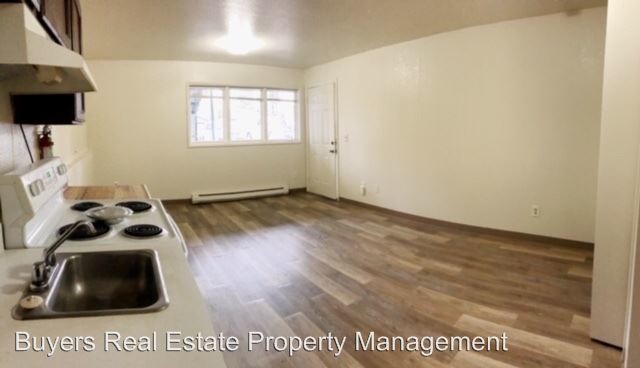 Building Photo - 3700 Lois Dr