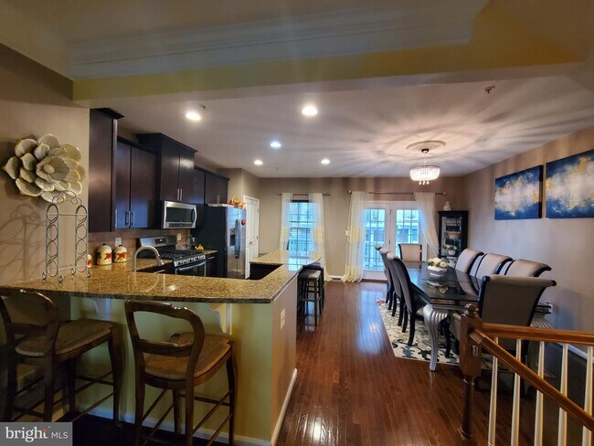 Foto del edificio - 7216 Sun king Ln