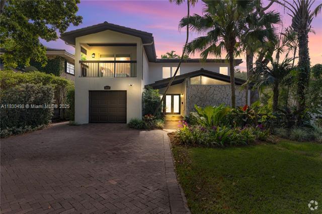 Building Photo - 4830 San Amaro Dr