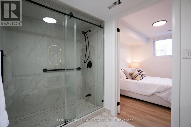 Photo du bâtiment - 4 Southwell Dr