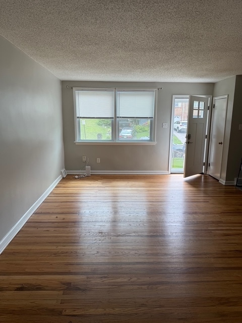 Photo - 537 E Basin St House